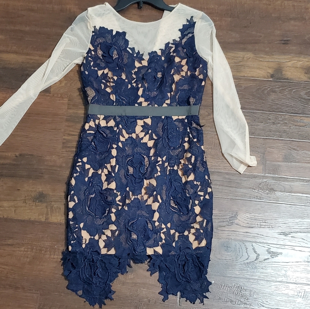 Akira mini dress size M - Picture 4 of 4